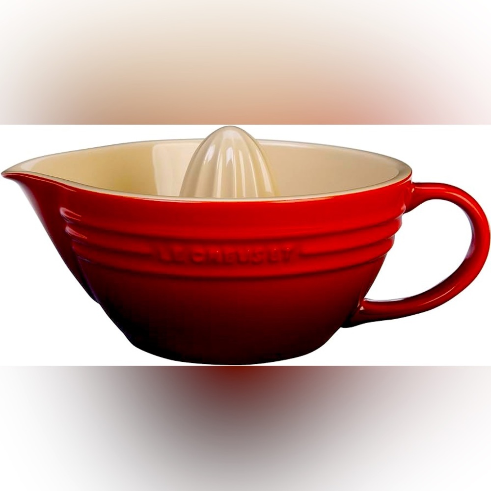 Le Creuset Stoneware Citrus Juicer Cherry red